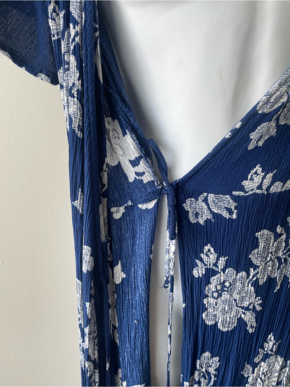 Lulu's Navy Blue Floral Maxi Dress with White Lace Print - Picture 6 of 9